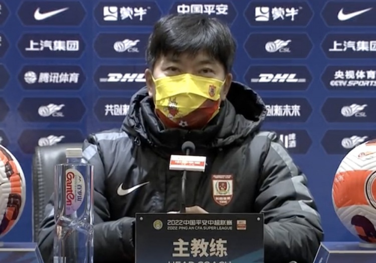 下半场换人频繁