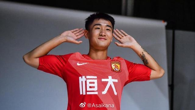 武汉三镇迎强援：韦世豪、严鼎皓、李扬加盟
