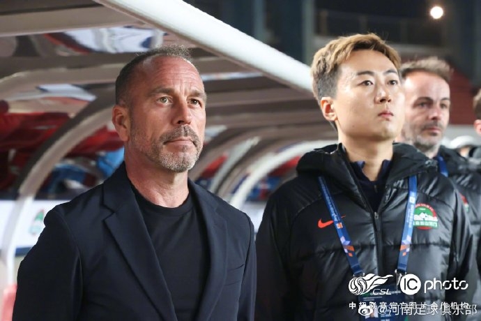 河南 vs 青岛0-0平
