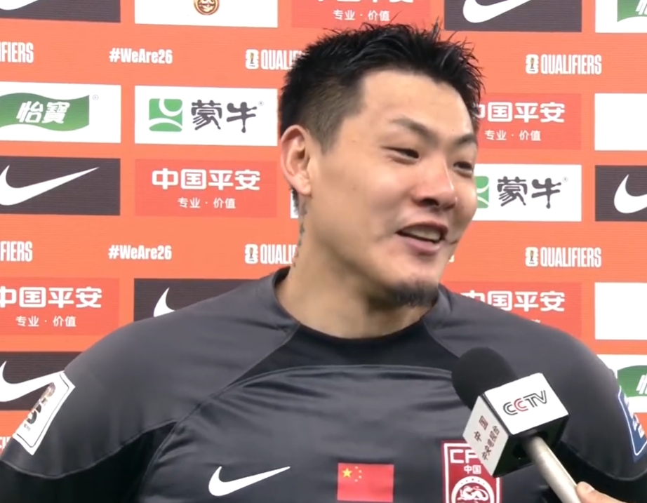 坚定信念：王大雷认为必须战胜新加坡