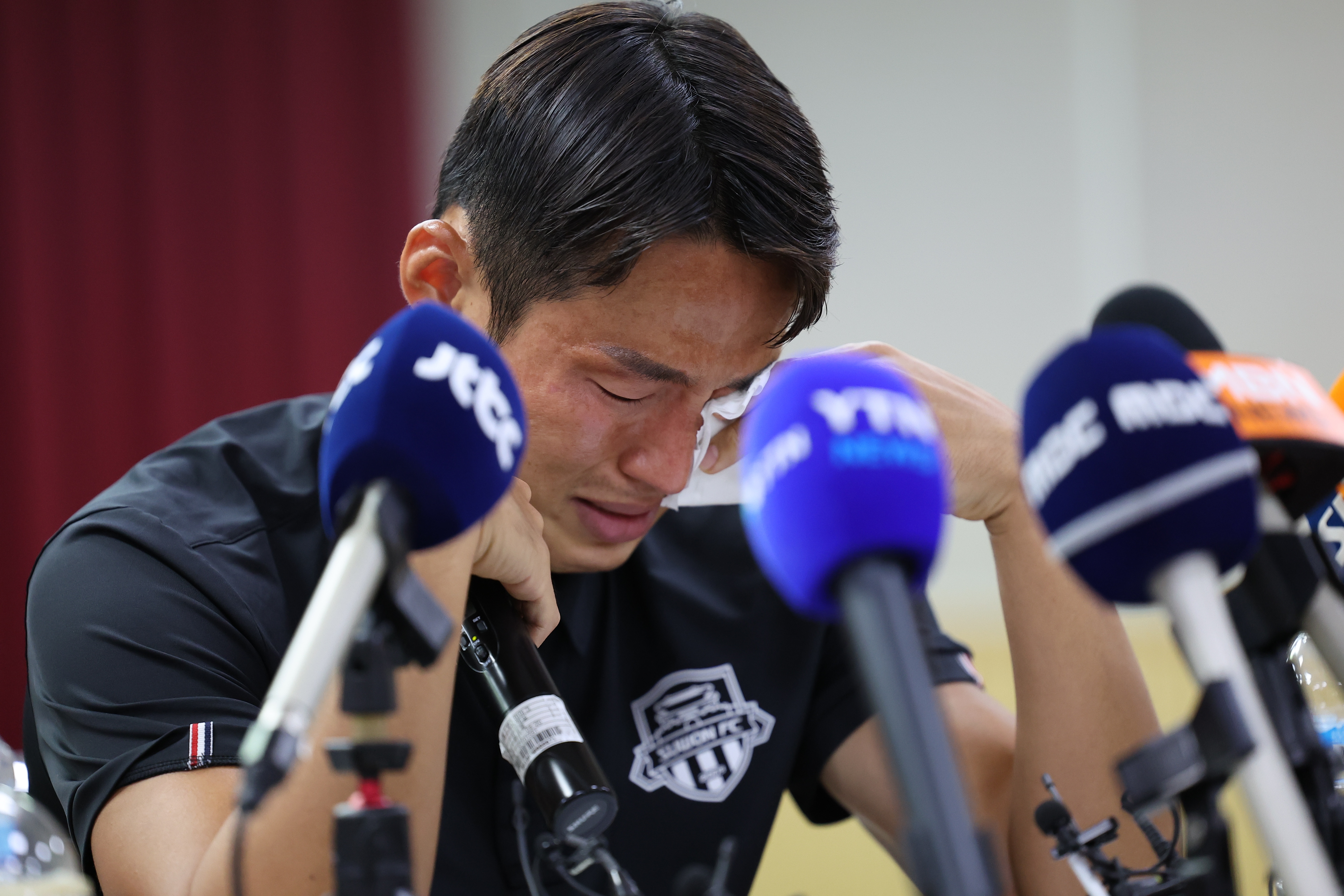 官方宣布：孙准浩提前解约返回山东泰山