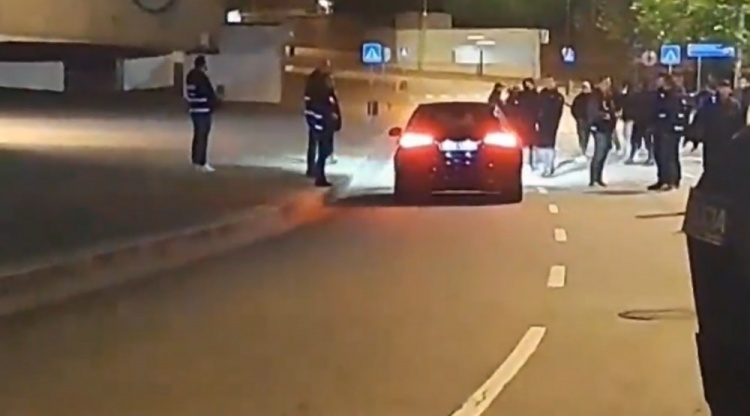 球迷怒火爆发|数十人围攻波尔图队球员与管理层